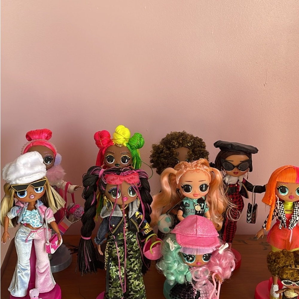 Trendy Doll Collection with Vibrant Hair